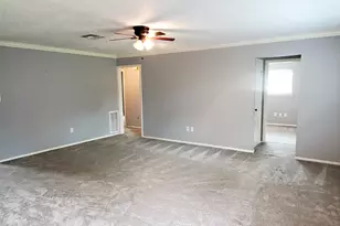 11210 Monique Dr, Houston, TX 77065 - Photo 2
