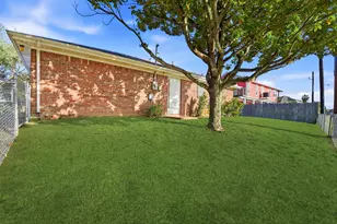 12919 Concho, Galveston, TX 77554 - Photo 34