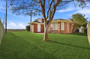 12919 Concho, Galveston, TX 77554 - Photo 32