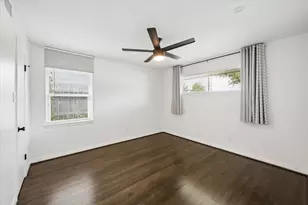 8527 Glenloch Dr, Houston, TX 77061 - Photo 28