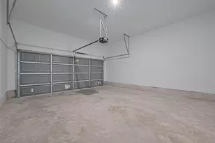 1609 Regents Ct, Houston, TX 77055 - Photo 38