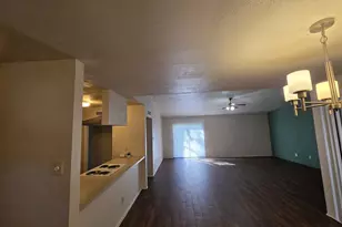 22735 Millgate Dr, Spring, TX 77373 - Photo 2