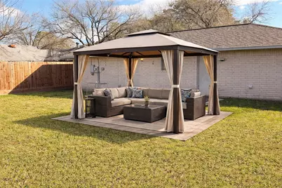 7618 Garsee Drive, Houston, TX 77040 - Photo 10