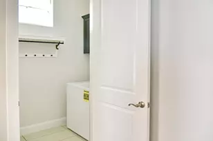 2211 Chenevert St, Houston, TX 77003 - Photo 24