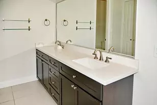 2211 Chenevert St, Houston, TX 77003 - Photo 18