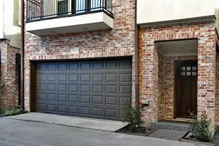 2211 Chenevert St, Houston, TX 77003 - Photo 2