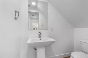 1220 E 33rd St, Houston, TX 77022 - Photo 12