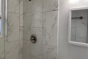 2221 Blodgett St, Houston, TX 77004 - Photo 6