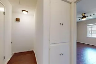 2121 Winrock Blvd, Houston, TX 77057 - Photo 24