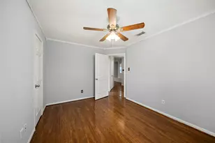 1123 Woodley Bend Blvd, Sugar Land, TX 77479 - Photo 20