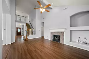 1123 Woodley Bend Blvd, Sugar Land, TX 77479 - Photo 2