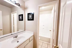 11815 Champions Grove Ln Ln, Houston, TX 77066 - Photo 8