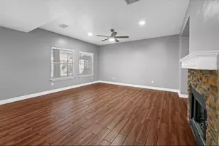 262 Normandy St, Houston, TX 77015 - Photo 8