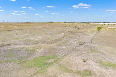 1037 County Road 340, Shiner, TX 77984 - Photo 14