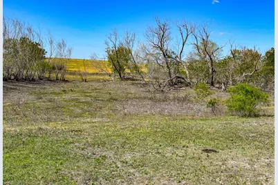 1037 County Road 340, Shiner, TX 77984 - Photo 24