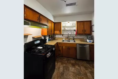 116 Oleander Street, Lake Jackson, TX 77566 - Photo 6