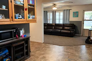 116 Oleander St, Lake Jackson, TX 77566 - Photo 4