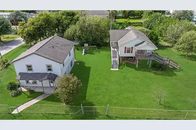 7228 Highland Bayou Drive, Hitchcock, TX 77563 - Photo 1