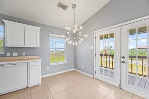 7228 Highland Bayou Dr, Hitchcock, TX 77563 - Photo 24