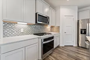 10212 Prairie Creek Ln, Conroe, TX 77384 - Photo 8