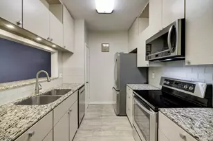 9800 Pagewood Ln, Houston, TX 77042 - Photo 4