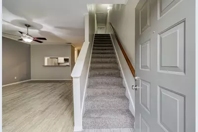 9800 Pagewood Lane #3402, Houston, TX 77042 - Photo 2