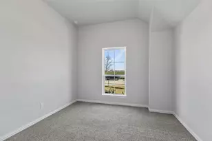 1266 W Shepard Dr, Dayton, TX 77535 - Photo 4