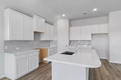 1266 W Shepard Drive, Dayton, TX 77535 - Photo 14
