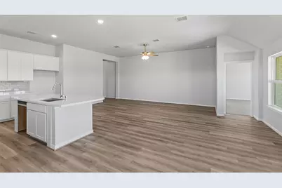 1266 W Shepard Drive, Dayton, TX 77535 - Photo 18