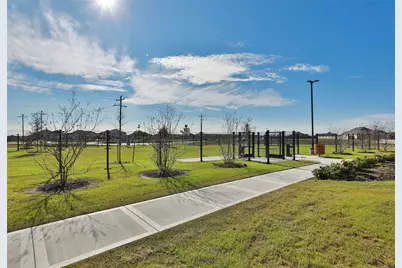 1266 W Shepard Drive, Dayton, TX 77535 - Photo 34