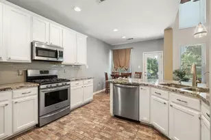 13515 Magnolia Crest Ln, Houston, TX 77070 - Photo 10