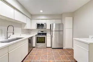 16800 Sugar Pine Dr, Houston, TX 77090 - Photo 14