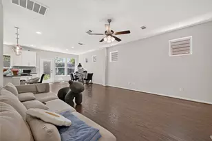 8659 Cedardale Park Dr, Houston, TX 77063 - Photo 8