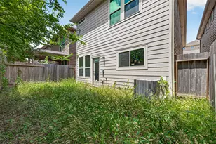 8659 Cedardale Park Dr, Houston, TX 77063 - Photo 38