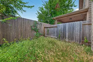8659 Cedardale Park Dr, Houston, TX 77063 - Photo 38