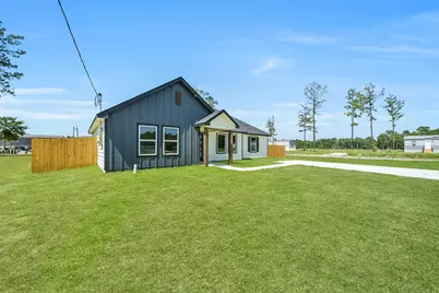 11702 Kelvin Court, Conroe, TX 77306 - Photo 2
