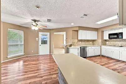 428 Old Course Dr, Friendswood, TX 77546 - Photo 10