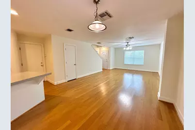 5951 South Loop E #43, Houston, TX 77033 - Photo 8