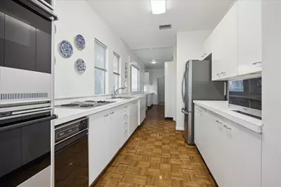 6202 Valley Forge Drive, Houston, TX 77057 - Photo 18