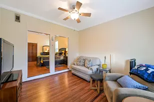 2809 Bernardo De Galvez Ave, Galveston, TX 77550 - Photo 8