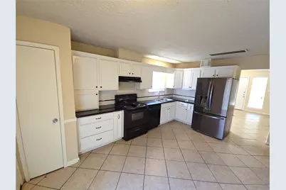 4718 Reynaldo Drive, Spring, TX 77373 - Photo 4