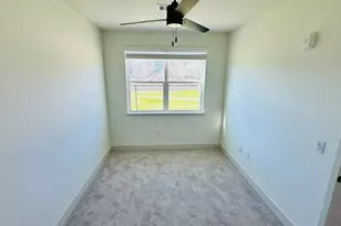 19100 Woodland Hills Dr, Humble, TX 77346 - Photo 16