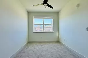 19100 Woodland Hills Dr, Humble, TX 77346 - Photo 14