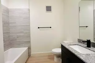 19100 Woodland Hills Dr, Humble, TX 77346 - Photo 12