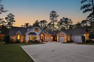 4422 Holly Trail Rd, Montgomery, TX 77316 - Photo 2