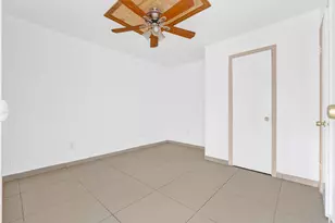 7514 Glen Manor Dr, Houston, TX 77028 - Photo 18