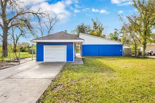 7514 Glen Manor Dr, Houston, TX 77028 - Photo 32