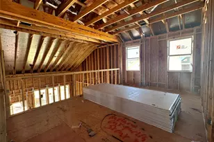 7904 Elowen Grv Dr, Houston, TX 77016 - Photo 14