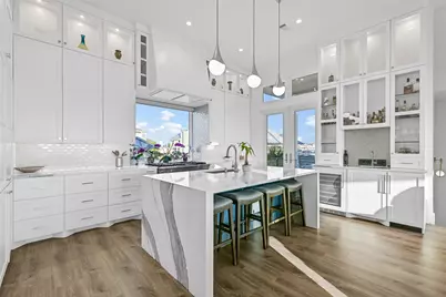 3430 Treasure Circle, Galveston, TX 77554 - Photo 10