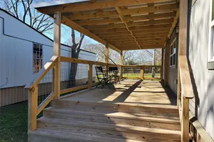 101 Easy St, Willis, TX 77378 - Photo 2